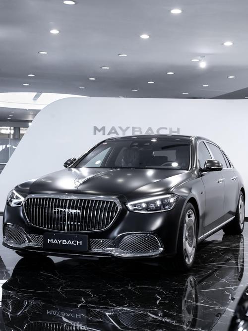 重庆318岚图汽车的售后服务让用户无忧出行，迈巴赫未来的豪华车趋势